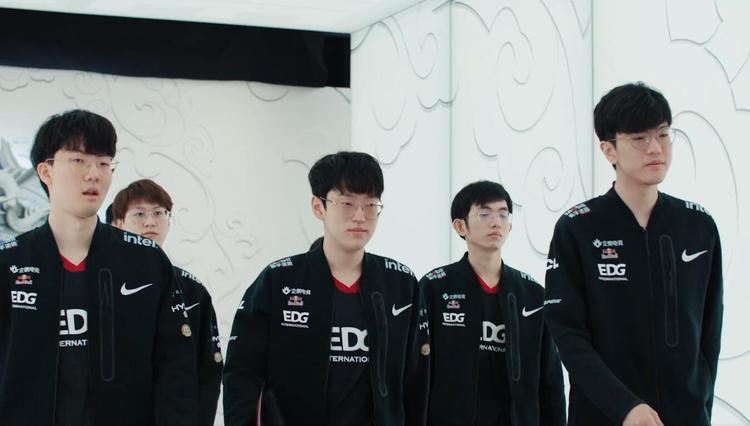 明星球员的 明星球员的